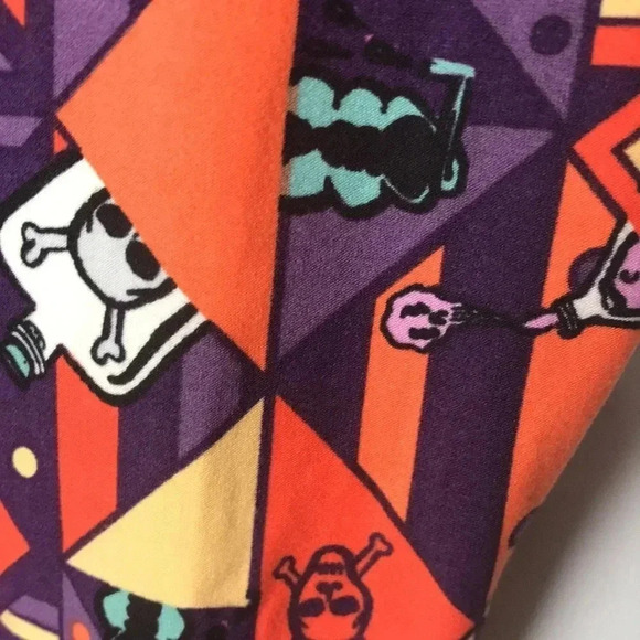 LULAROE HALLOWEEN SKELETON LEGGINGS TALL CURVY 2 CLEAN NO PILLING SOFT COMFY - Picture 6 of 13